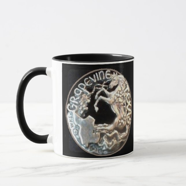 Mustang dans Grapevines 11 oz Mug (Gauche)