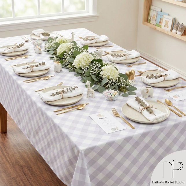 Nappe à carreaux violet pastel et gris (Pastel purple and gray checkered pattern tablecloth for baby showers and neutral party decor)