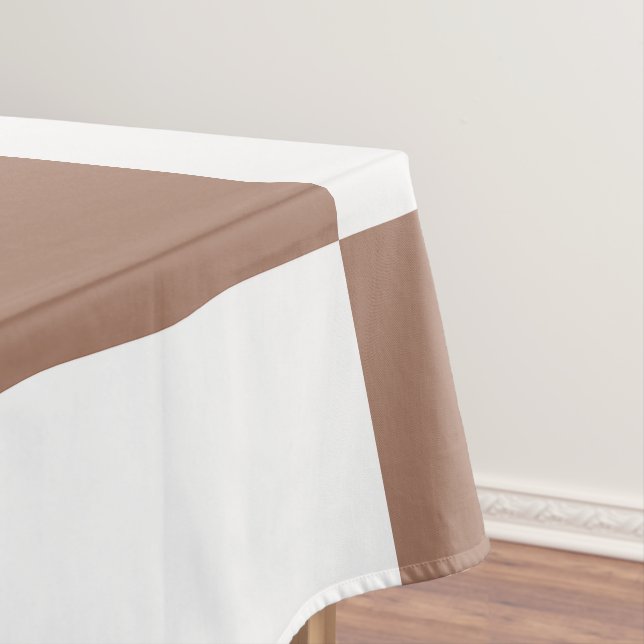 Nappe à damiers Motif en Blanc et Mocha Mousse (In Situ)