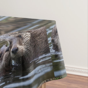 Nappe **"Adrift in Love : Mummy and Baby Otter"**