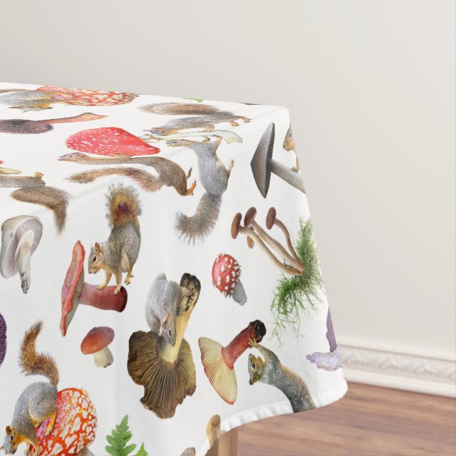 Nappe aux Écureuils et Champignons (In Situ)