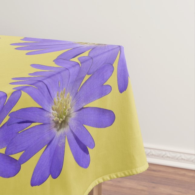 Nappe aux Marguerites Violettes Nappe aux Fleurs d (In Situ)
