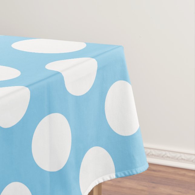 Nappe Blanc sur Bébé Bleu Grand Taille Pois (In Situ)