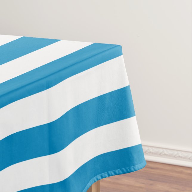 Nappe Bleu et blanc sur les transats (In Situ)
