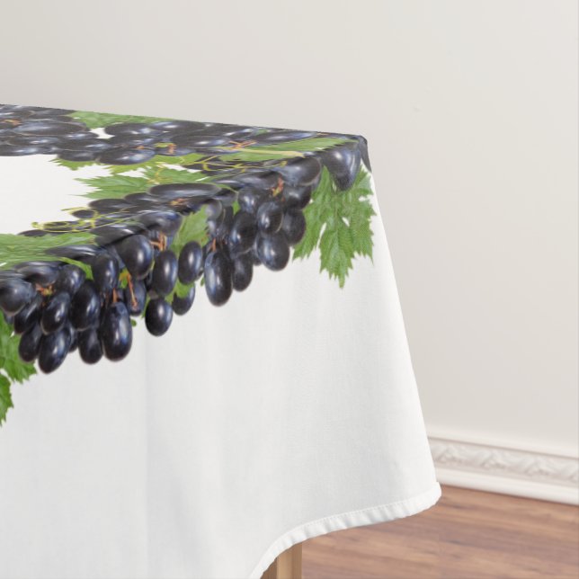 Nappe Branches de raisins de vin rouge sur fond blanc (In Situ)