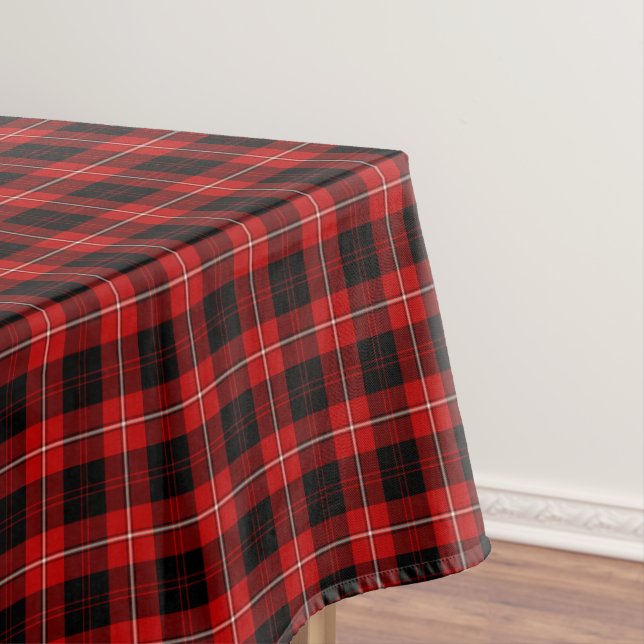 Nappe Clan Cunningham Tartan écossais rouge et noir (In Situ)