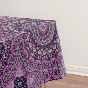 Nappe Conception de motif mandala violet et lavande
