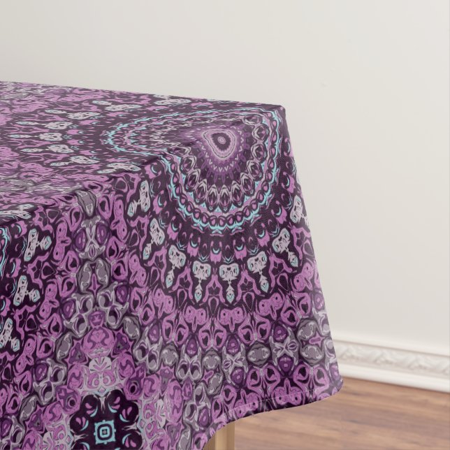 Nappe Conception de motif mandala violet et lavande (In Situ)