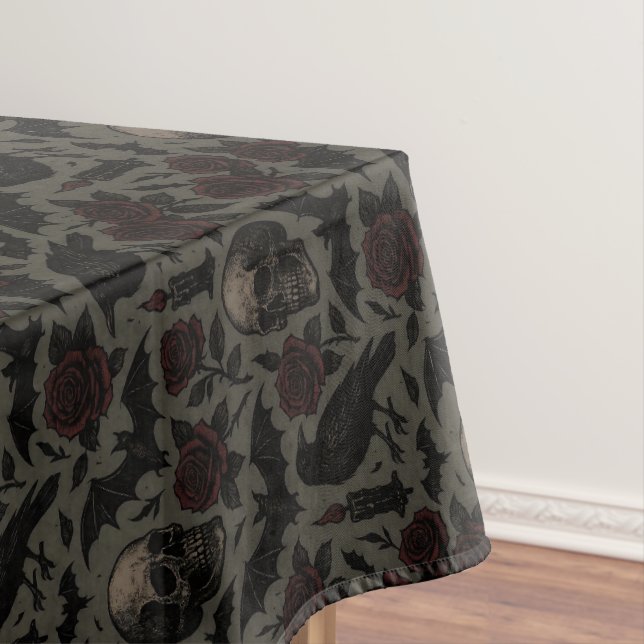 Nappe Crânes gothiques, corbeaux et Motif Rose (In Situ)