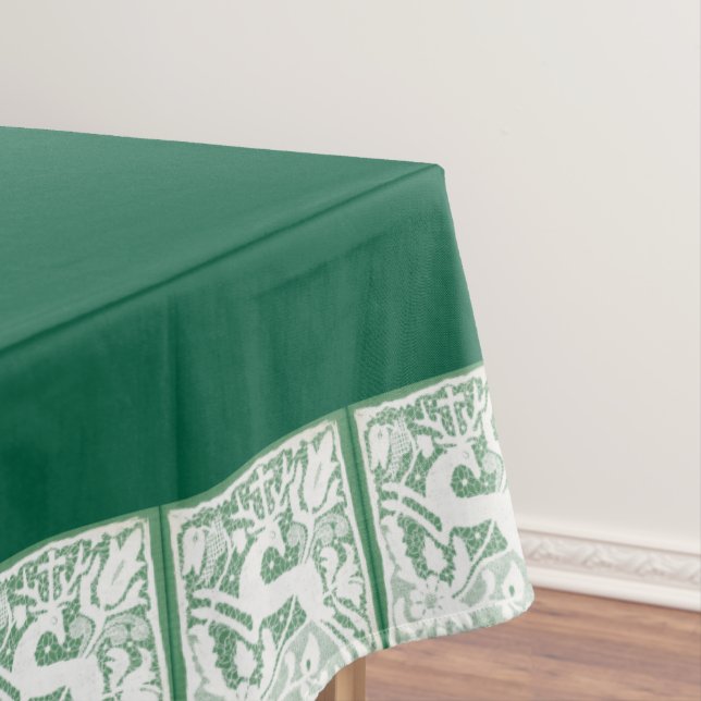 Nappe Dentelle verte de rennes de Noël 60" x 104" (In Situ)