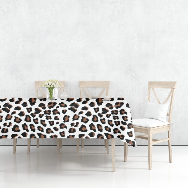 Nappe Empreinte de léopard blanc (White Leopard Print Tablecloth by Looly Elzayat
)