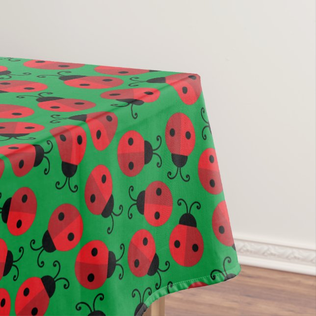 Nappe Fête du 1er anniversaire de coccinelle mignonne (In Situ)