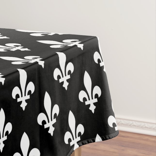 Nappe Fleur de Lis Motif, Royal French, Blanc sur Noir (In Situ)