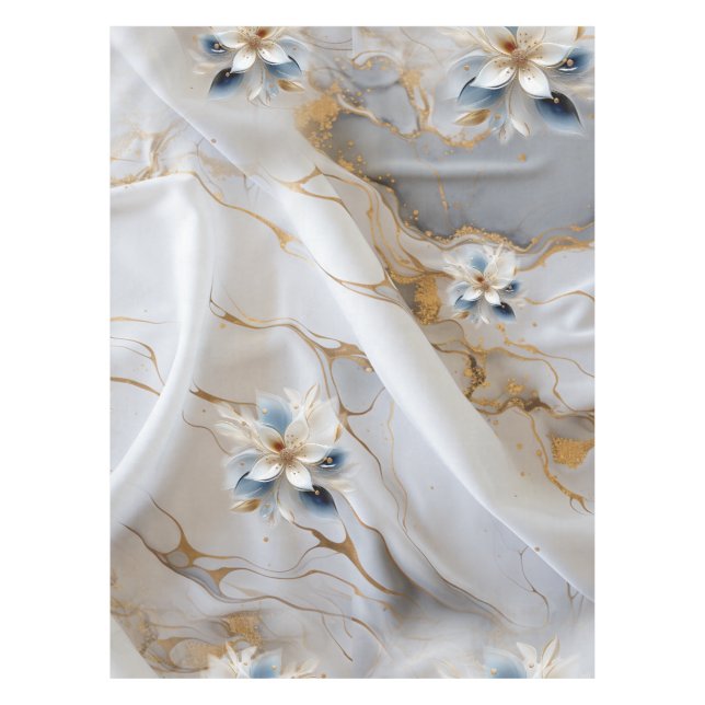 Nappe Fleurs soies blanches et bleu clair sur un look so (Devant)