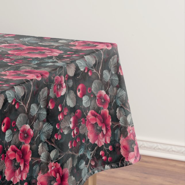 Nappe Framboise, fleurs bordeaux sur fond gris foncé (In Situ)