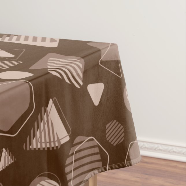 Nappe Hexagon & Triangle Rose & Brown sur Motif Brown (In Situ)