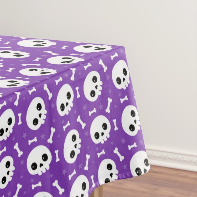 Nappe Joli motif d'Halloween crâne et os violet (In Situ)