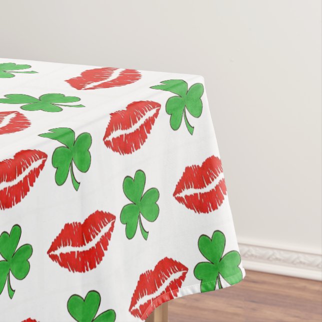 Nappe Kiss Me Je suis Irlandais Lips Shamrock St. Patric (In Situ)