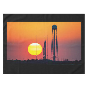 Nappe Lancement de la nASA Antares Rocket Sunrise