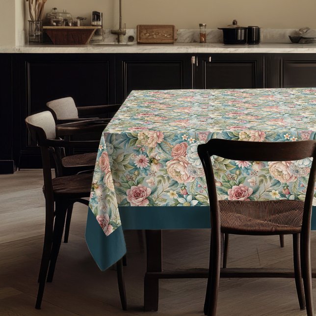 Nappe Luxueuses fleurs du XVIIIe siècle inspirées (Luxurious 18th Century Inspired Delicate Florals Tablecloth)
