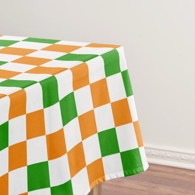 Nappe Motif à carreaux orange blanc et vert  (In Situ)