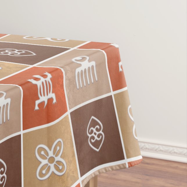 Nappe motif africain avec des simbols d'Adinkra (In Situ)