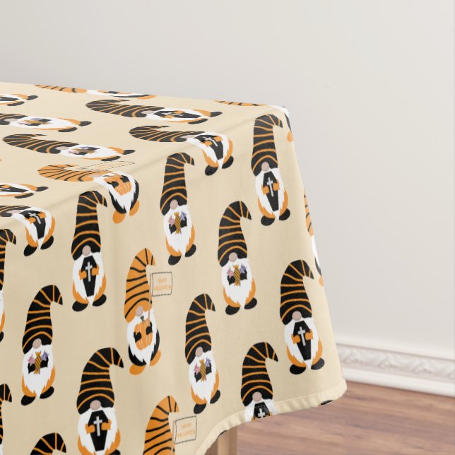 Nappe Motif De Gnomes, Halloween Gnomes Trick Ou Treat (In Situ)