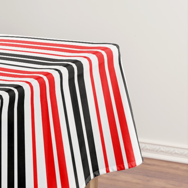 Nappe Motif de rayures rouges noires et blanches  (In Situ)