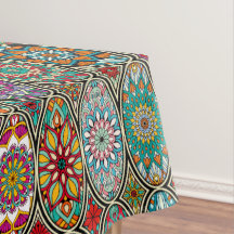 Motif floral de divers mandalas ovales colorés