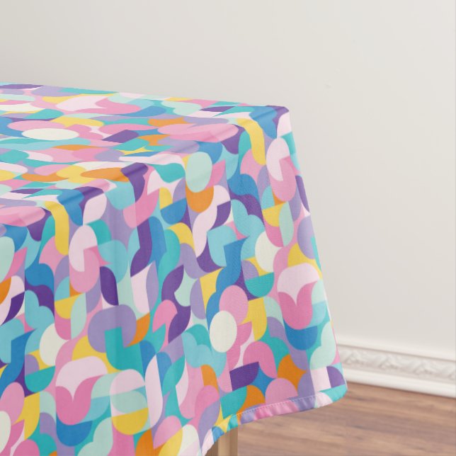 Nappe Motif géométrique violet et rose (In Situ)