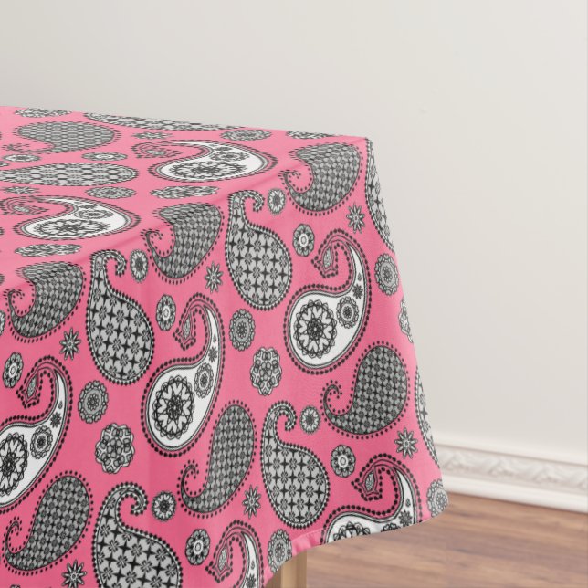 Nappe Motif Paisley, tons gris sur rose (In Situ)