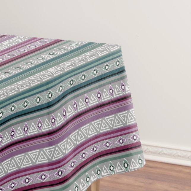 Nappe motif tribal ethnique géométrique d'Amérindien (In Situ)
