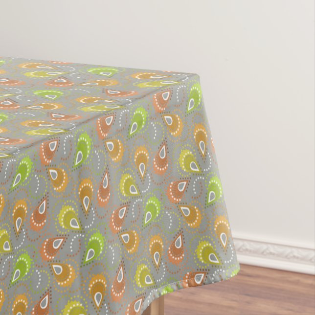Nappe Paisley motif. (In Situ)