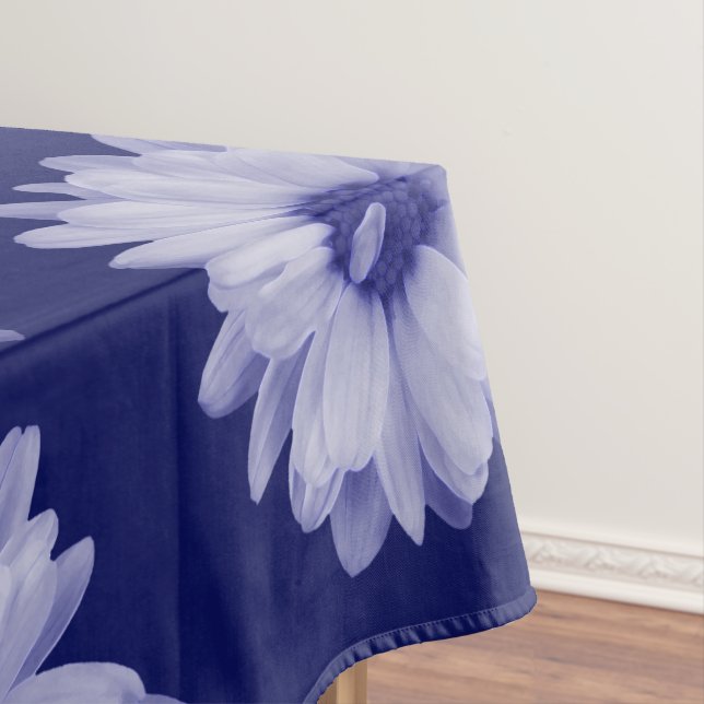 Nappe pétale bleu tordu (In Situ)