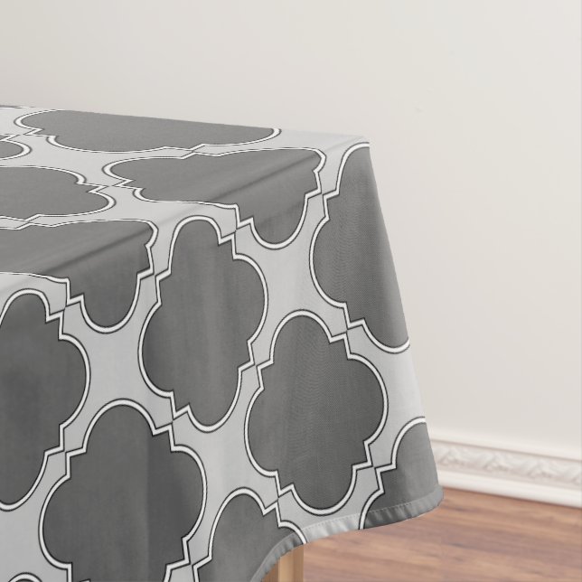 Nappe Quatrefoil dans les tons gris (In Situ)