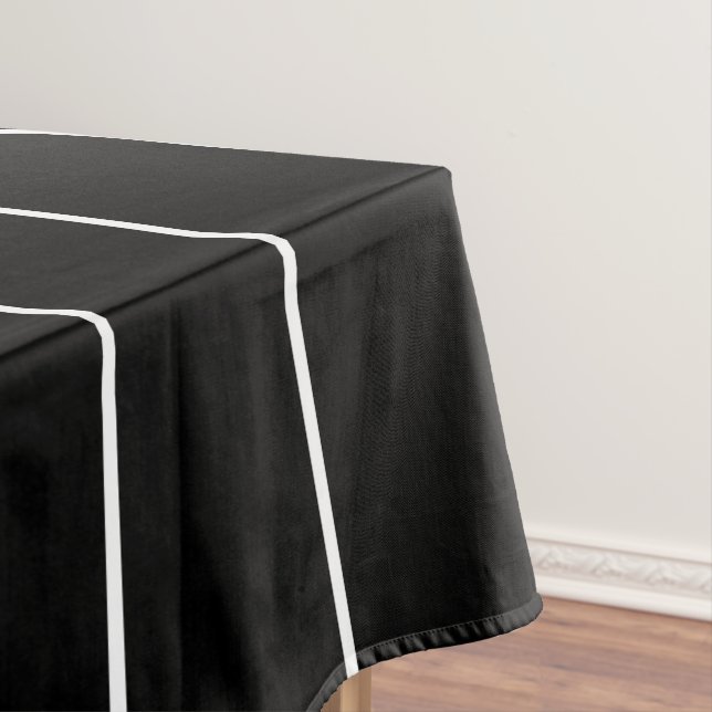 Nappe Rayures blanches simples sur fond noir (In Situ)