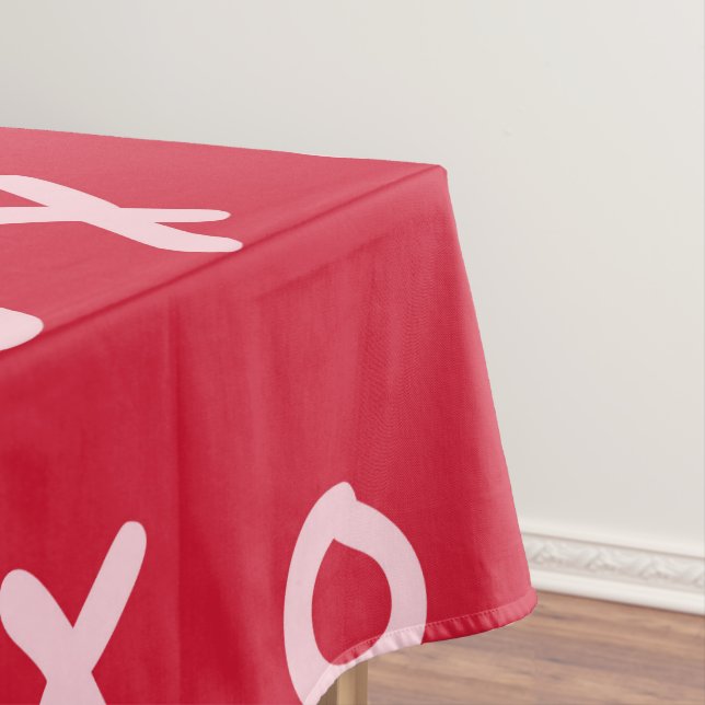 Nappe Red & Baby Pink X O XO XO's Trendy Cute (In Situ)