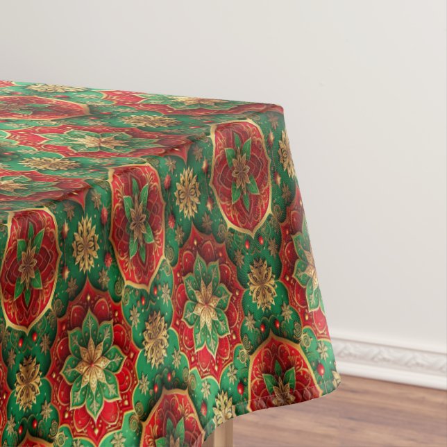 Nappe Red Green Decorative Holiday Tablecloth (In Situ)