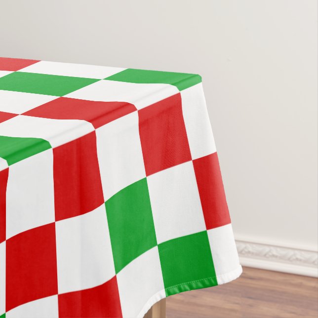Nappe Red White Green Checkered Pattern Design  (In Situ)