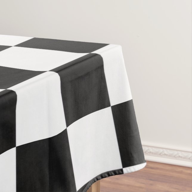 Nappe Sophisticated Black & White Checkered Party Picnic (In Situ)
