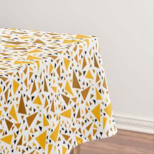 Nappe Triangles brun jaune sur arrière - plan rétro blan