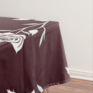 Nappe Un arrangement de roses minimalistes à une seule l