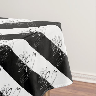 Nappe Yin Yang Black Lotus Blossom