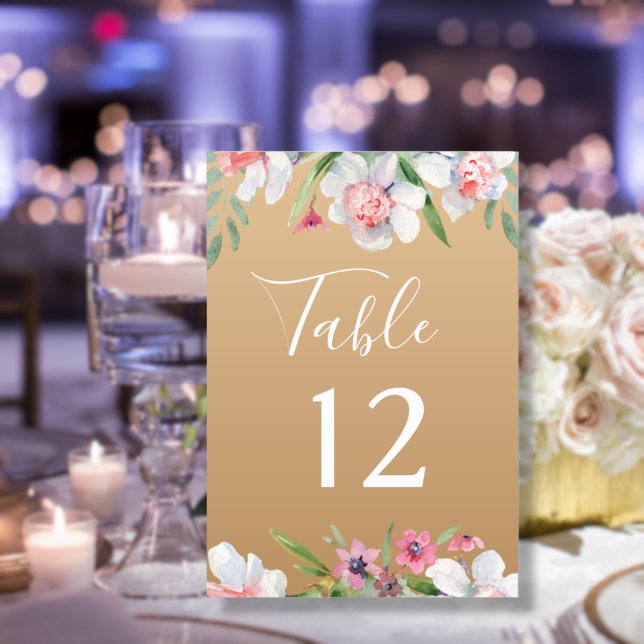 Narcisse blanc sur numéro de table de mariage de C (Créateur téléchargé)