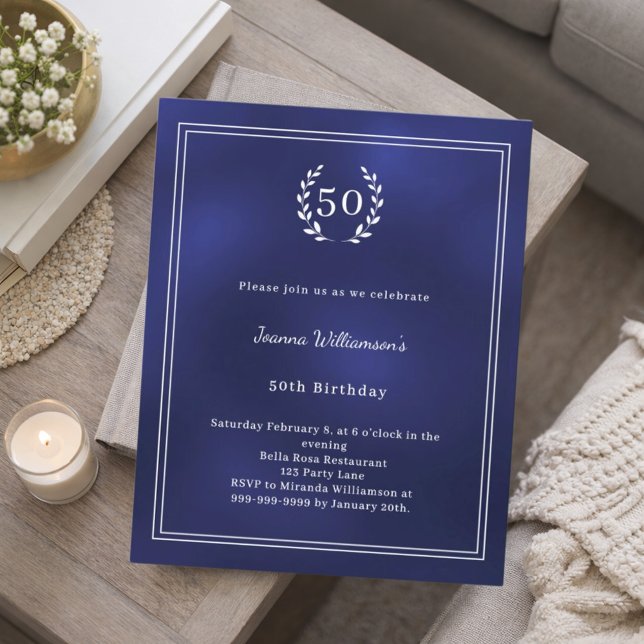 Navy blue white wreath elegant birthday invitation (Créateur téléchargé)