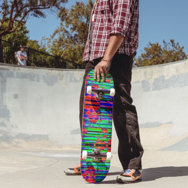 Neon Glitch Stripe Skateboard (Extérieur 2)