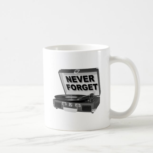 Never Forget Records Mug drôle (Droite)