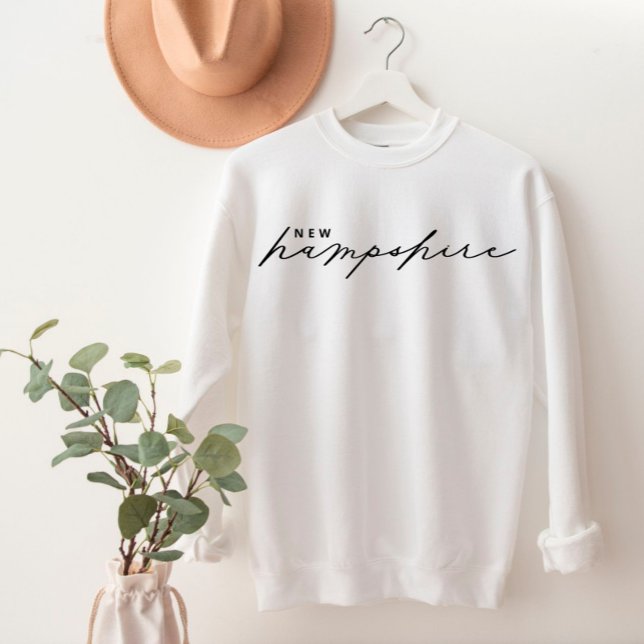 New Hampshire Script State Women's Sweatshirt (Créateur téléchargé)