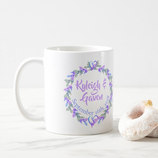 N'importe quel nom Anniversaire Floral Gift Mug (Avec donut)