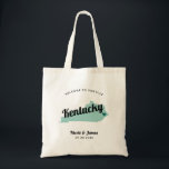 N'Importe Quel Sac D'Accueil Mariage De Carte Coul<br><div class="desc">Un sac cadeau de bienvenue mariage pour les clients extérieurs à la ville à votre mariage, avec l'image du Kentucky. Vous pouvez modifier les couleurs pour n'importe quelle partie de ce design, ainsi que déplacer le coeur à l'emplacement de votre mariage. Pour modifier les couleurs, cliquez sur personnaliser, puis sur...</div>